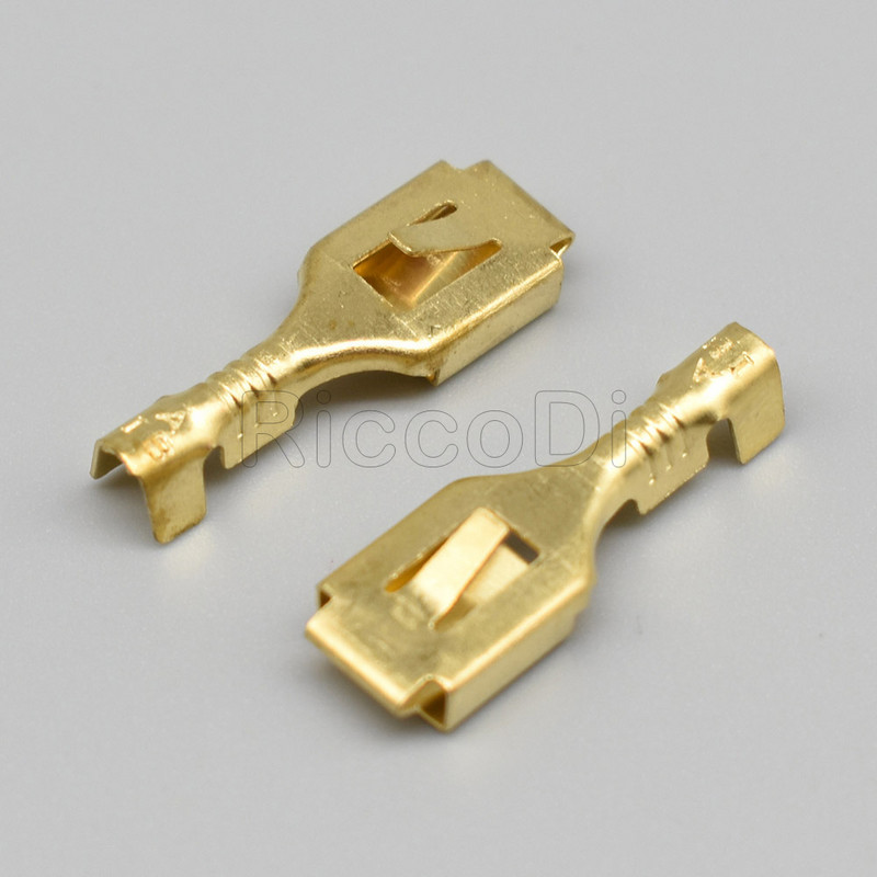 100–500 tk Autode autoliitmikud juhtmeklemmi presstihvtid DJ621-B6.3A K 3,3 mm L 7,5 mm L 22,5 mm Nissani autole