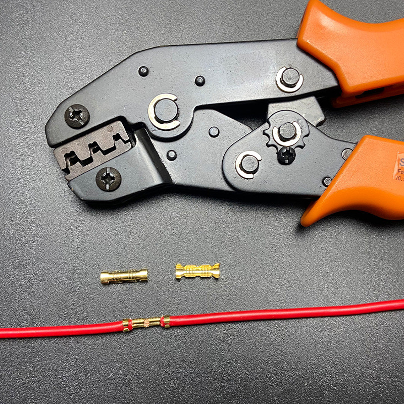 Traadiklemmid Traadiühenduse otsad Pressimine Elektriline klemmiplokk Labidikonnektor pressklemmid 453 U-kujuline klemm