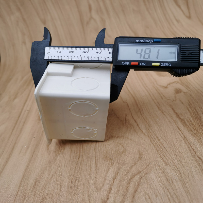 12gab Partijas slēdža apakšējā kārba, 86 tipa kontaktligzda, tumša kaste, sienā iebūvēta montāžas aizmugurējā kasete PVC liesmu slāpējoša