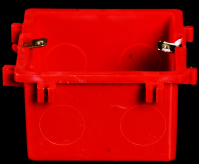 Esooli Hot Sale 86*86MM kazeta Univerzalna bijela zidna kutija za stražnju kutiju EU/UK utičnica i zidni prekidač na dodir popularan u RU