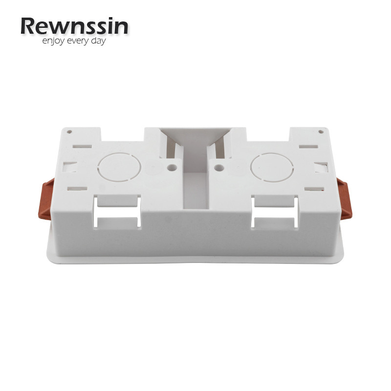 146/172 Tip Zidna kutija za ugradnju Dubina Kutija za suhu oblogu Suha ploča / gips ploča / gips ploča Prekidač za svjetlo Utičnica za struju Kazeta