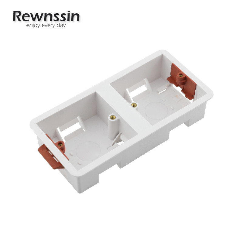 146/172 Tip Zidna kutija za ugradnju Dubina Kutija za suhu oblogu Suha ploča / gips ploča / gips ploča Prekidač za svjetlo Utičnica za struju Kazeta