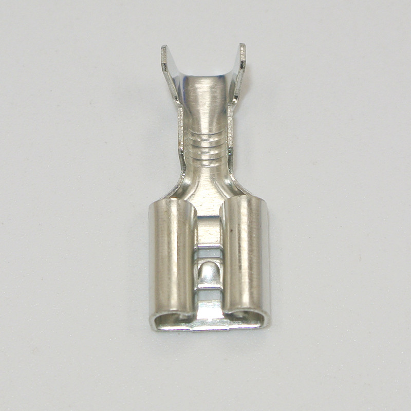 50 PC 2,2 mm 2,8 mm 4,8 mm 6,3 mm vīrišķā lāpstas gofrēšanas spailes, elektriskās izolācijas uzmavas, vadu aptinuma savienotājs 0,5–1,5 mm2