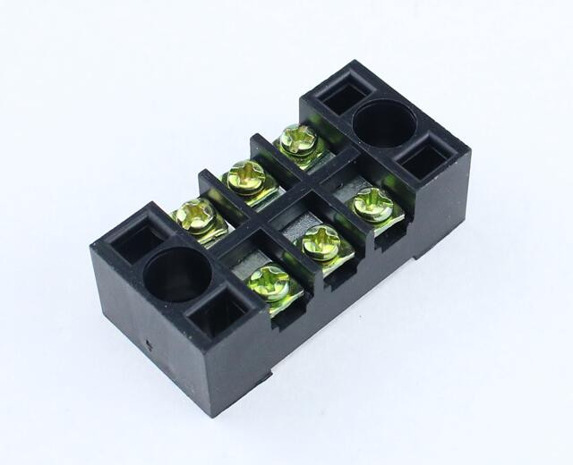 1 gab. Divrindu skrūvju spaiļu bloka sloksne 600V 15A TB-1503 / TB1504 / TB1506 / TB-1508 / pēc izvēles