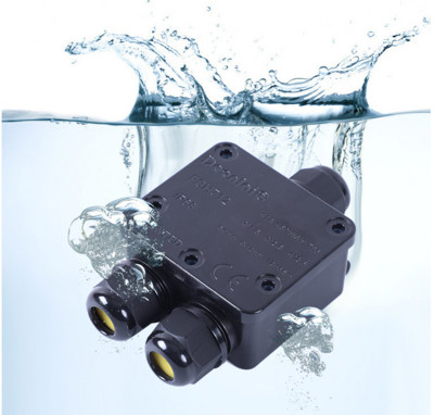 IP68 vodootporni konektor 4-14 mm 3 / 4 puta 24 A vanjska led svjetla Konektori električnih kabela Zapečaćena razvodna kutija za retardantne žice