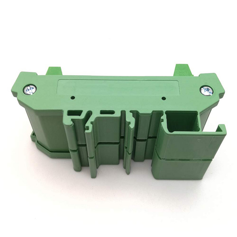 5 cm x 7 cm divpusējas PCB spaiļu bloku testa prototipēšanas plates, kas uzstādītas uz Din sliedes