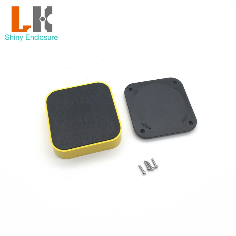 98 x 98 x 32 mm augstas kvalitātes plastmasas korpuss, kas paredzēts elektroniskajam projektam abs korpusam, instrumenta korpusam — Diy Junction, maza darbvirsmas kaste