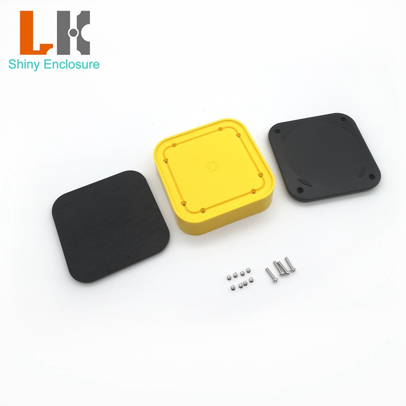 98 x 98 x 32 mm augstas kvalitātes plastmasas korpuss, kas paredzēts elektroniskajam projektam abs korpusam, instrumenta korpusam — Diy Junction, maza darbvirsmas kaste