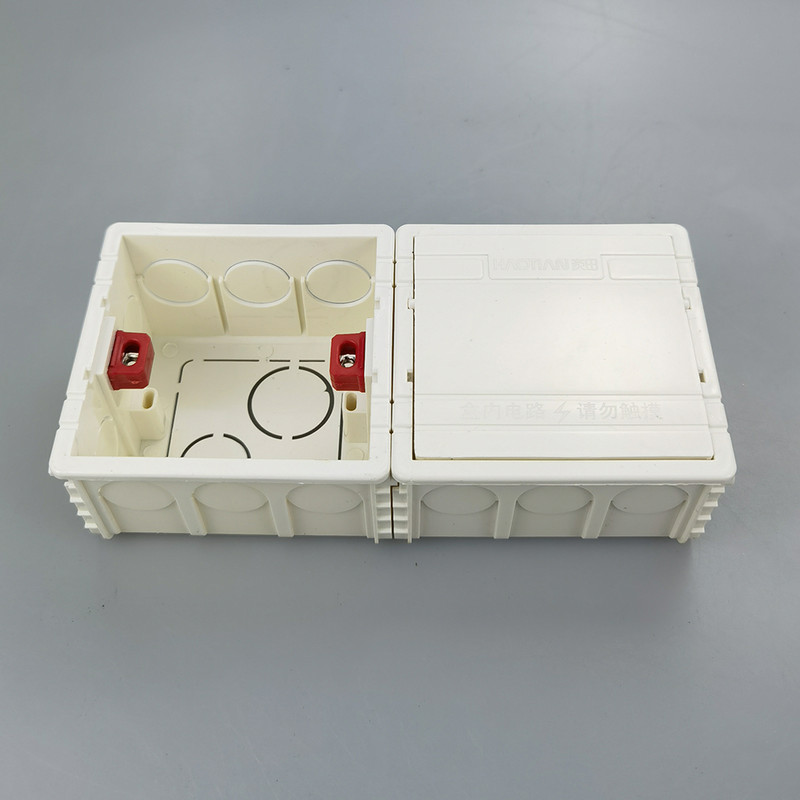 86*86mm zidna kutija s prekidačima s žičanom kutijom sa slijepim poklopcem s praznom pločom Otporan na prašinu za poklopac poklopca utičnice prekidača Vatrootporan