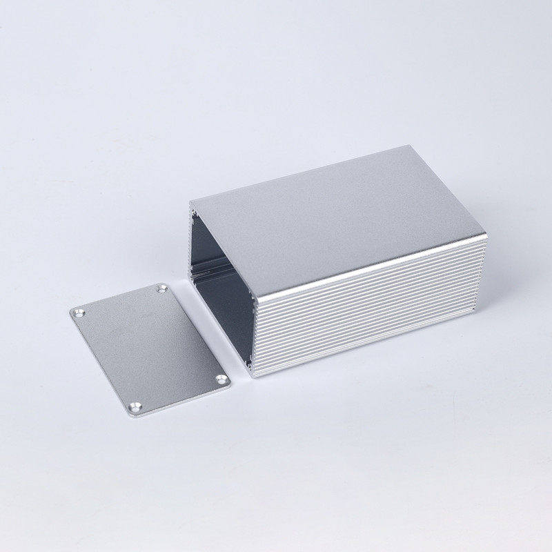 Besplatna dostava 66*43 srebrno/crno aluminijsko kućište Mini elektronička projektna kutija 66*43*100 mm može se izbušiti, s slovima