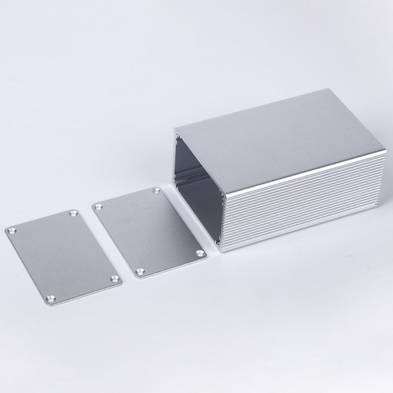 Besplatna dostava 66*43 srebrno/crno aluminijsko kućište Mini elektronička projektna kutija 66*43*100 mm može se izbušiti, s slovima