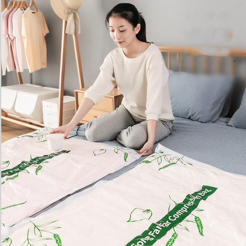 Daugkartinio naudojimo vakuuminis maišelis ir siurblio dangtelis, skirtas drabužiams laikyti dideliam plastikiniam kompresiniam tuščiam maišeliui Kelioniniai priedai, laikymo talpykla