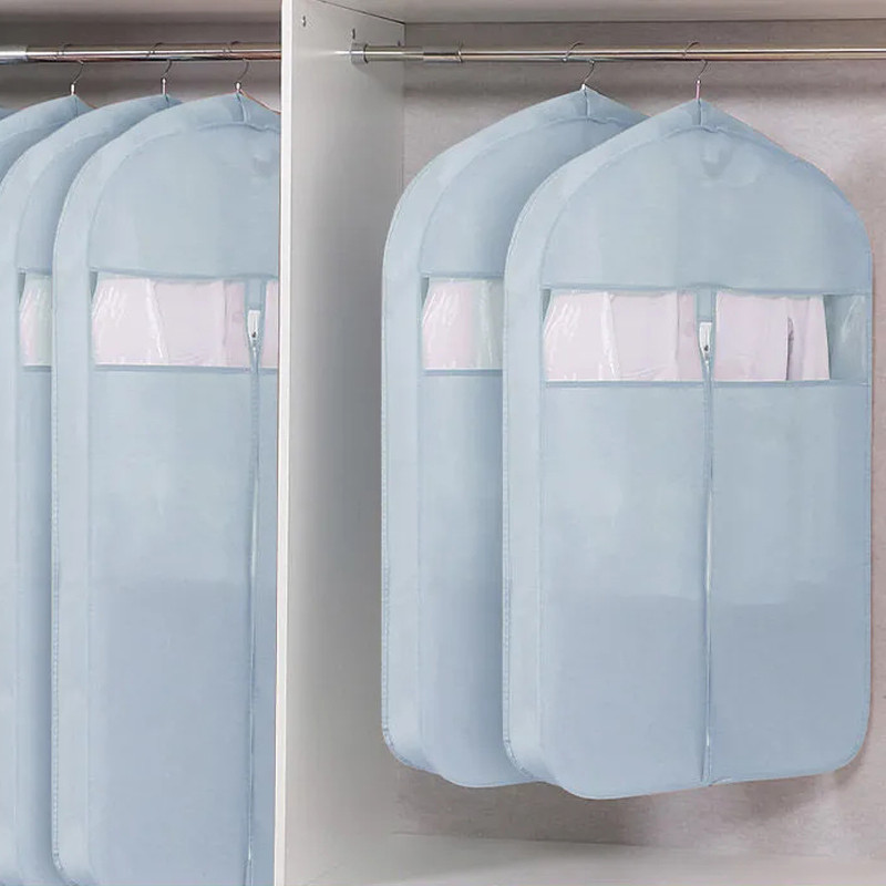 Hingavad rõivad tolmukattega karusnahast sulejope Spetsiaalne kolmemõõtmeline tolmukott Kodumajapidamises rippuv hoiukott Niiskuskindel