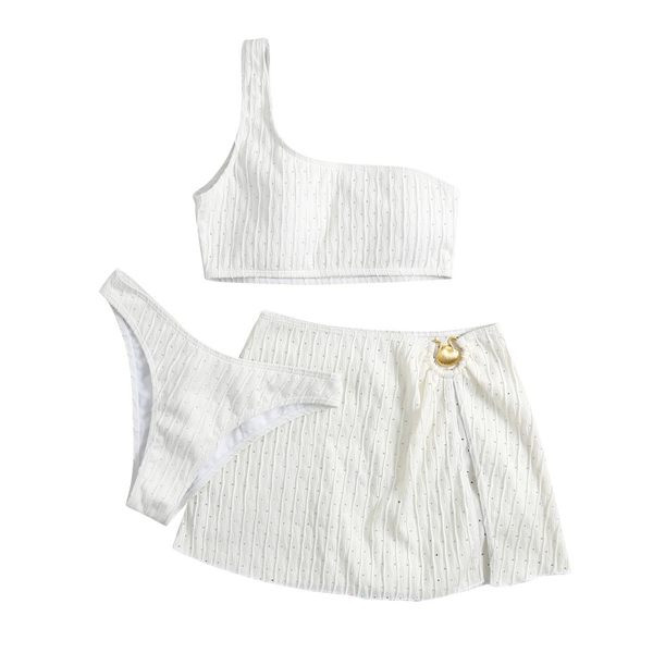 Novi model ženskog trodijelnog kupaćeg kostima