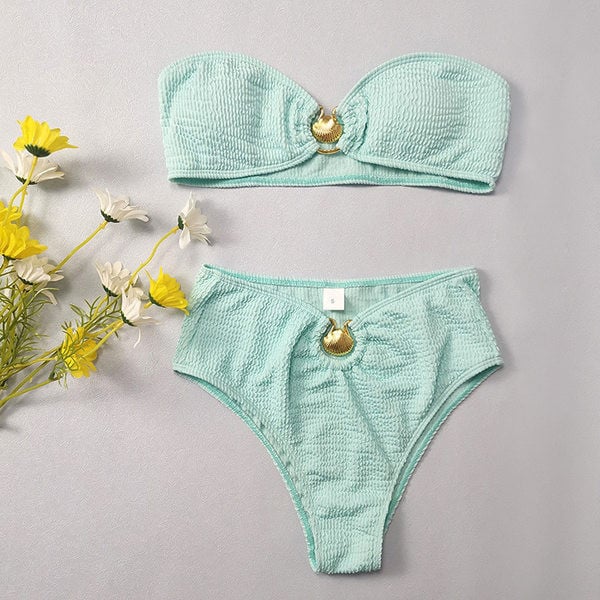 Moderns sieviešu divdaļīgs peldkostīms ar augstu vidukli un metāla elementu