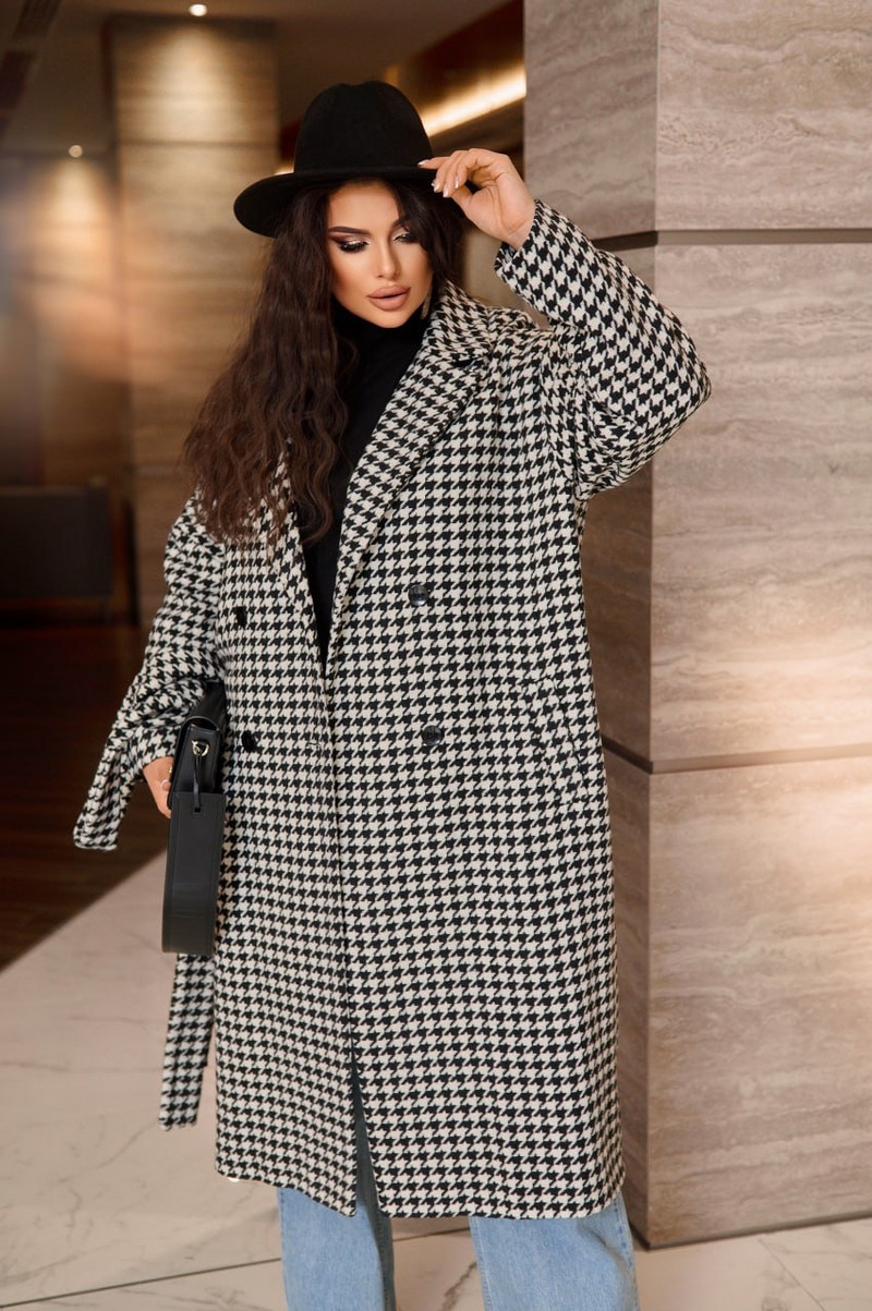 Палто от еко кашмир на каре