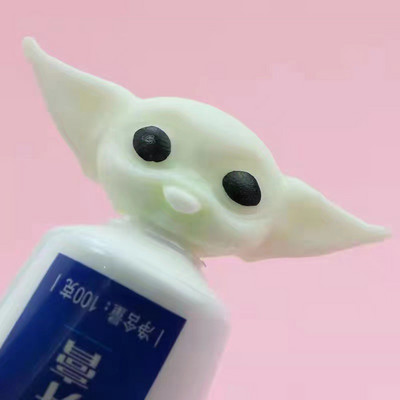 Anime Žvaigždžių karai Baby Yoda Figūriniai žaislai Išspaudžiami dantų pastos animaciniai filmai Juokingas žaislas Yoda Kawaii modelis Vonios reikmenys Dovana vaikams
