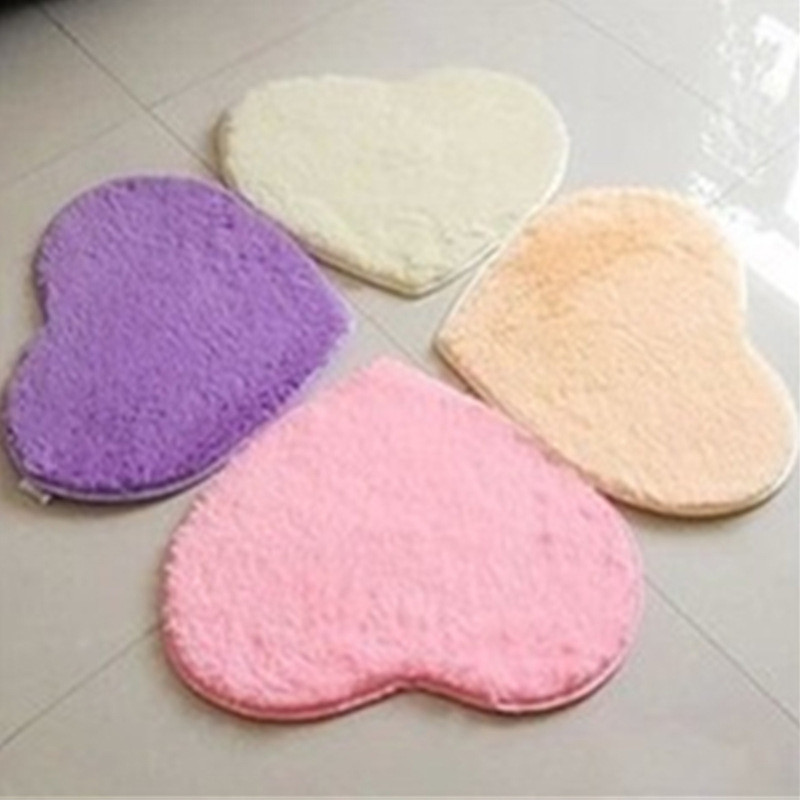 40*50 cm Love Heart Shape Namų dekoras Pūkuoti neslystantys vonios kilimėliai Koralų vilnos kilimų rinkinys Dušo kilimėlis prie lovos vonios kambario kilimėliai