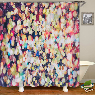 Vienkāršs krāsains ģeometriska raksta audums dušas aizkari vannas istabas aizkari apaļas mozaīkas ūdensnecaurlaidīgs vannas ekrāns ar 12 āķiem