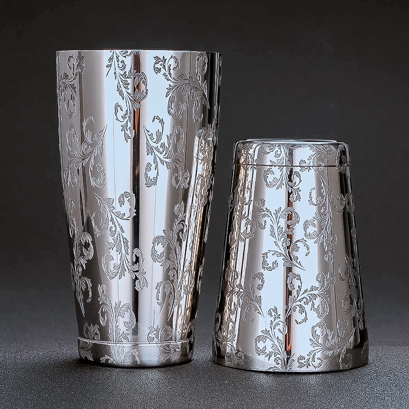 Novi 1350 ml bostonski šejker za votku s dvostrukim izrezbarenim cvijetom Alati za barove bez BPA 18/8 vrhunski šejkeri za koktele od nehrđajućeg čelika