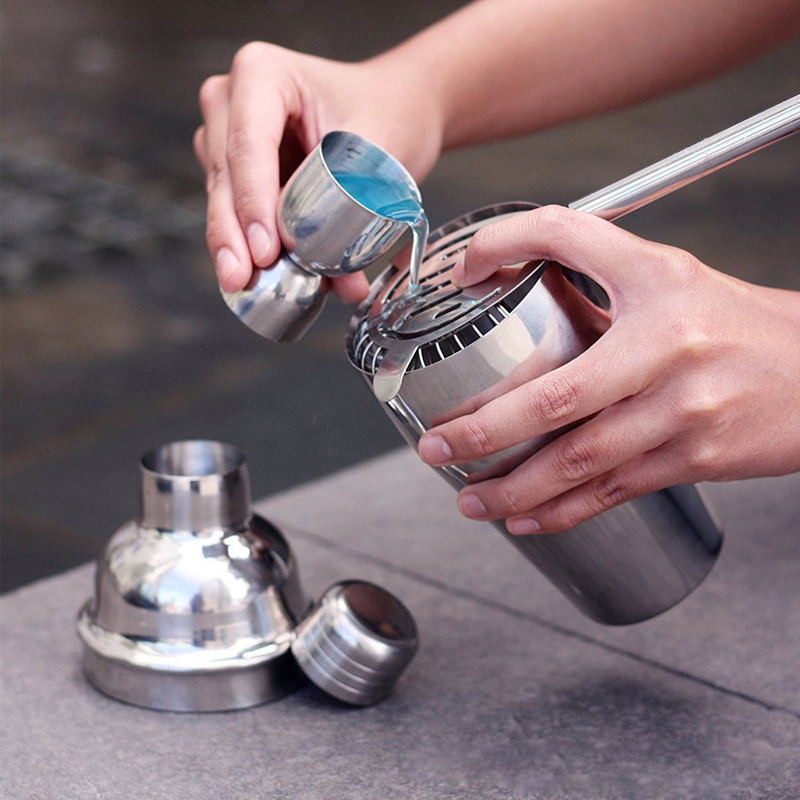 Nerūsējošā tērauda kokteiļu kratītāju komplekti Mikseris sietiņš Ledus knaibles Barware Tools Vīna kratītājs Instrumenti ar uzglabāšanas statīvu