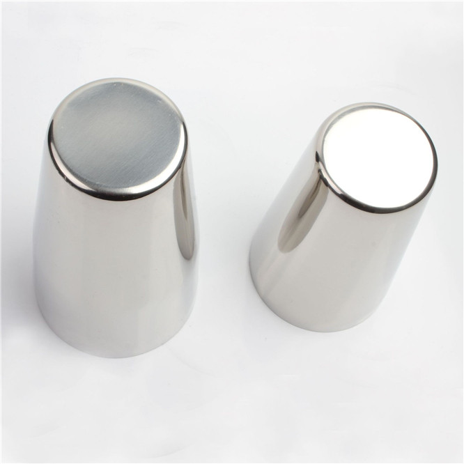 Profesionāls nerūsējošā tērauda kokteiļu šeikeris uz skārda klasiskais bārmeņu kokteiļu šeikeris Bostonas šeikeris dzērienu ballīšu bāra rīki