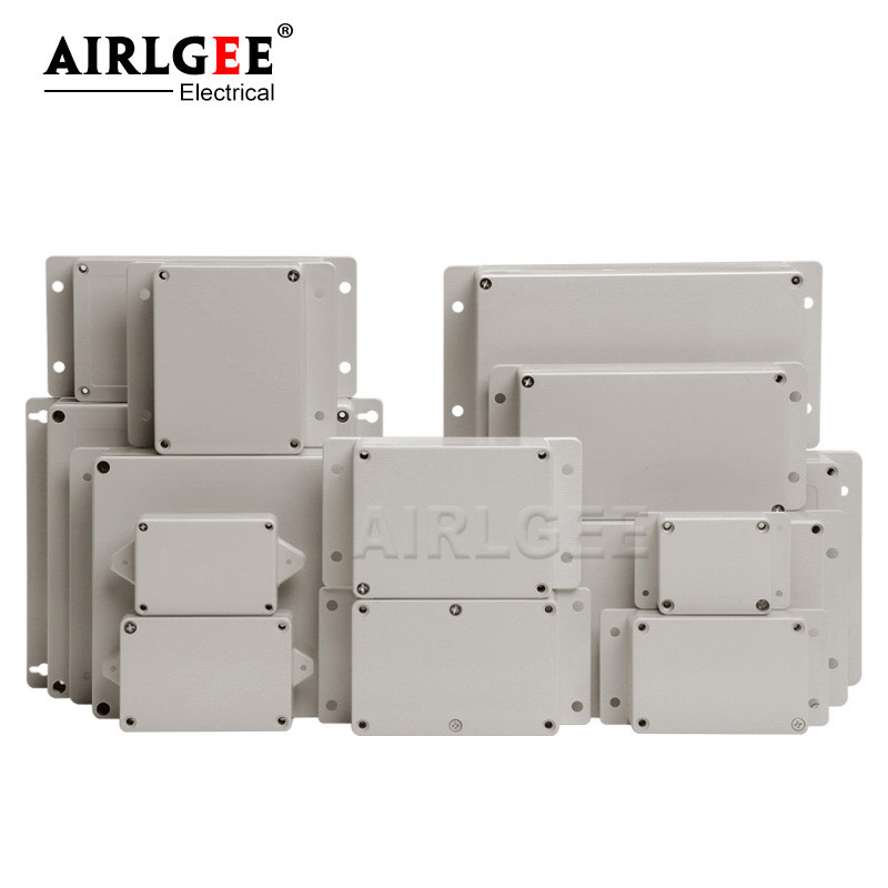 Pie sienas stiprināmi āra pelēki plastmasas korpusi, pielāgoti IP65 ABS ūdensnecaurlaidīga elektriskā sadales kārba vai nu auss elektriskā projekta kaste