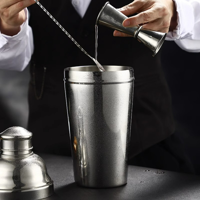 1800 ml liels nerūsējošā tērauda kokteilis Bostonas bāra šeikeris kokteiļu piederumi Bārmeņa instrumenti Dāvana draugiem bāram un ballītei