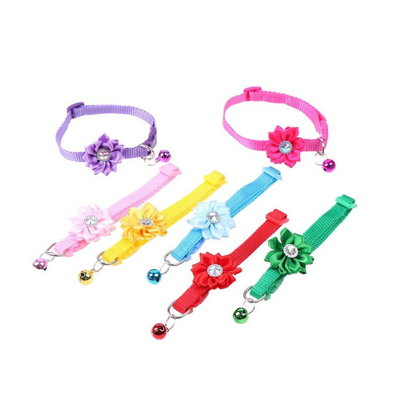 Animal de companie Guler pentru câini Clopoțel Personalizat Ajustabil Panglică de nailon Flori minunate Pisici Colier Câini Accesorii Articole pentru animale de companie Purtare ușor