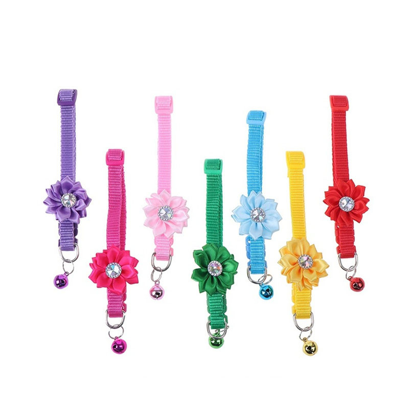 Animal de companie Guler pentru câini Clopoțel Personalizat Ajustabil Panglică de nailon Flori minunate Pisici Colier Câini Accesorii Articole pentru animale de companie Purtare ușor