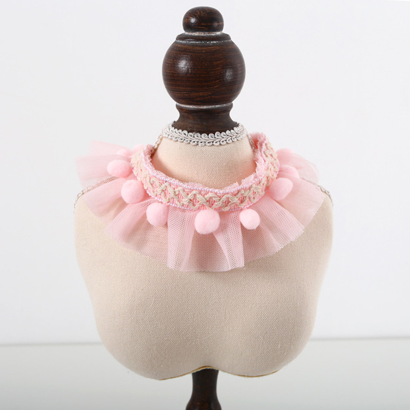 Κολάρο γάτας σκύλου Γλυκό χαριτωμένο δαντελένιο δικτυωτό δαχτυλίδι για λαιμό για κατοικίδιο με μπάλες πομπομ Ρυθμιζόμενο λουράκι για το λαιμό για κατοικίδια Προμήθειες για κατοικίδια Κολιέ για κουτάβι κουνέλι