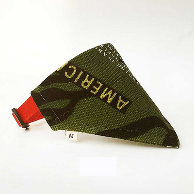 Mačji šal Trokutasti šalovi Dodaci za bandane za kućne ljubimce Popularan proizvod 2018. Bandana s ogrlicom za pse Slatke bandane Pamučne naramenice Ovratnik Gato E