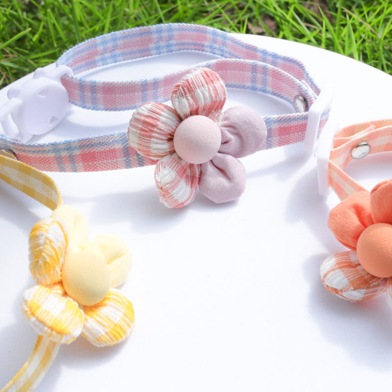 Mājdzīvnieku kaklasiksna Mājas kaķa suns Jauka ziedu kaklasiksna Regulējama klusa drošības sprādzes aksesuāri Kaķu kaklarota Mājdzīvnieku piederumi Kaķu piederumi