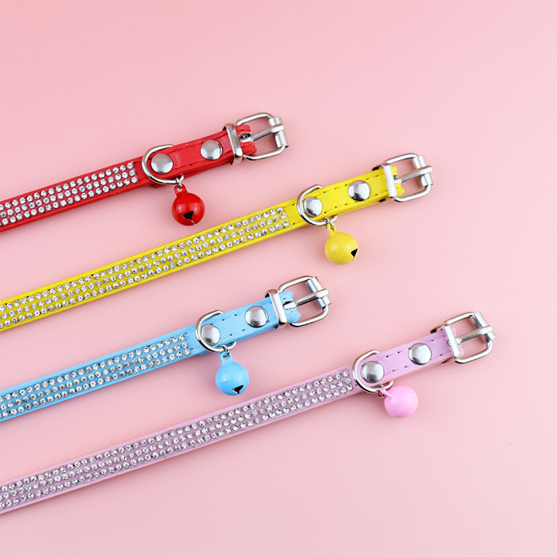 Bling Rhinestone PU kožna ogrlica za štene Ogrlica za kućne ljubimce podesiva sa zvonom Ogrlica za mačke Remen za vrat Nakit za male kućne ljubimce