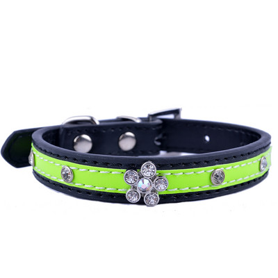 Radītas suņu kaklasiksnas Rhinestones suņu aksesuāri PU ādas kaklasiksnas maziem suņiem Čivavas kucēnu mājdzīvnieku piederumi Sarkanā zelta krāsās
