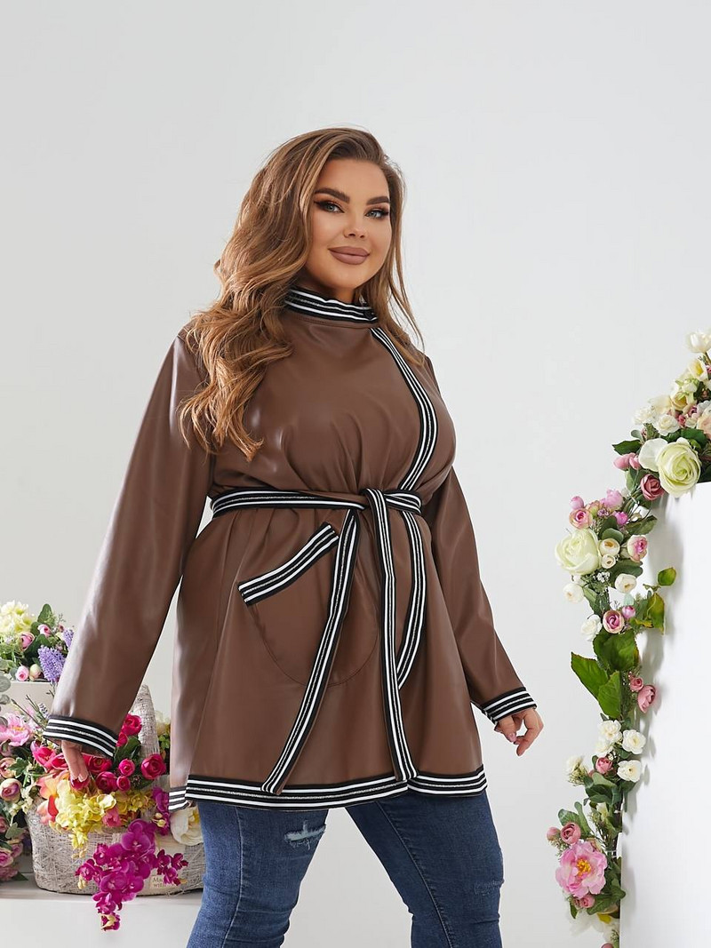 Яке от еко кожа с колан