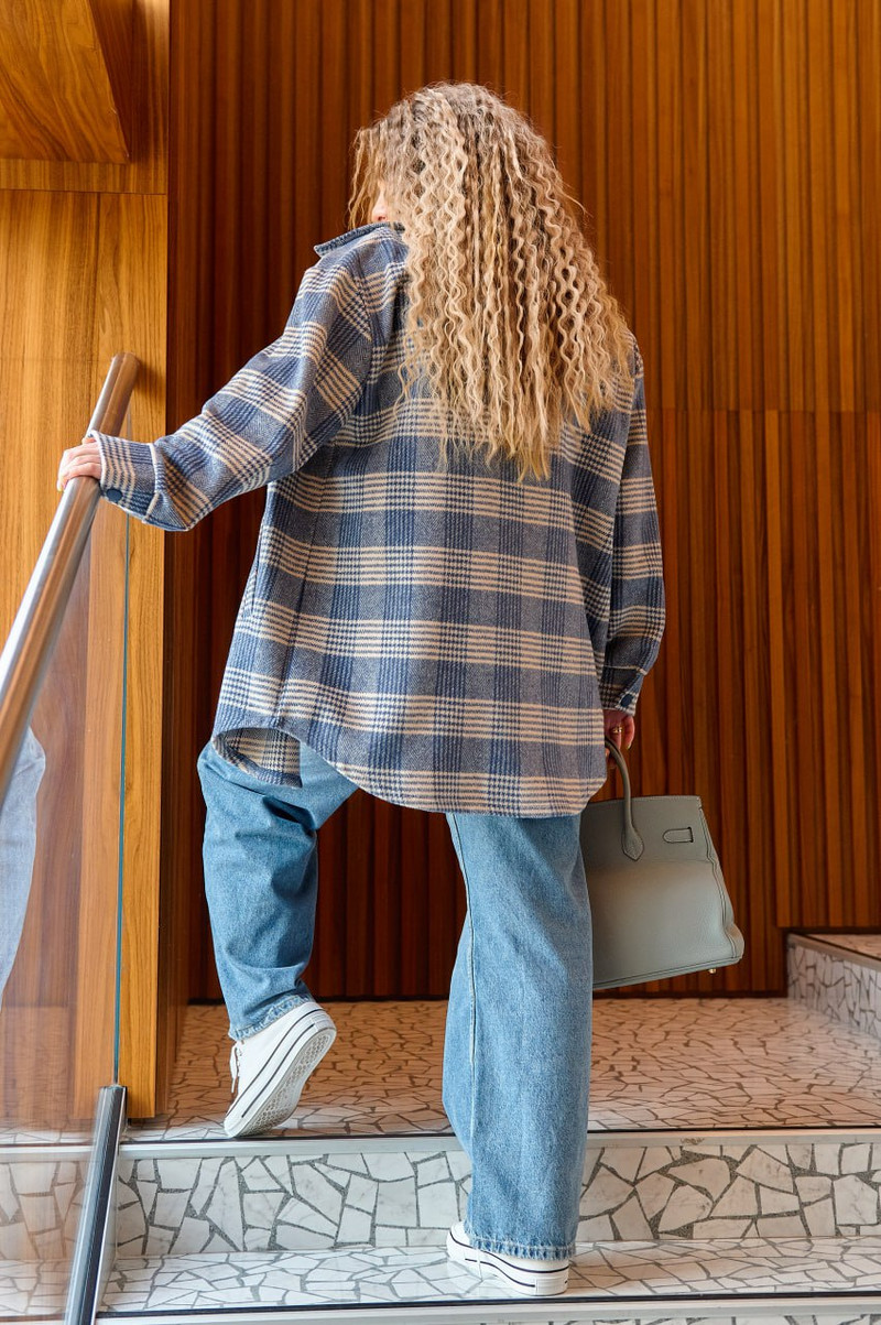 Риза от туид на каре