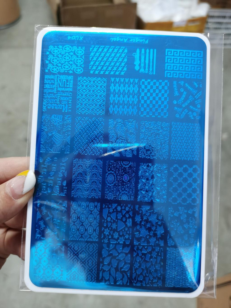 Șablon complet nou de ștanțare a unghiilor 14,5 * 9,5 cm, placă de transfer din oțel inoxidabil pentru ștanțarea nail art, imprimare pentru manichiură DIY 70*