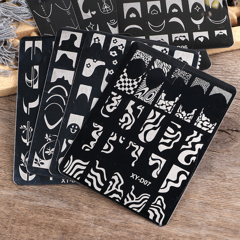 Francuski Nail Art Štancanje Ploča Geometrija Valovita Linija Crtanje Predlošci Cvijet Ljubav Čipka Pečat Šarm za nokte Kalupi Alati za Šablone