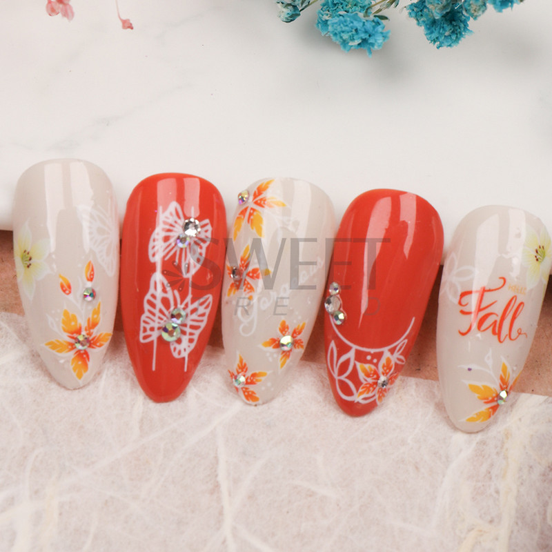 Maple Leaf Fall Nail Design Frunze negre galbene Toamna Nail Art Autocolante pentru manichiură Polish 3D Octombrie Slider Folii SASW-CS