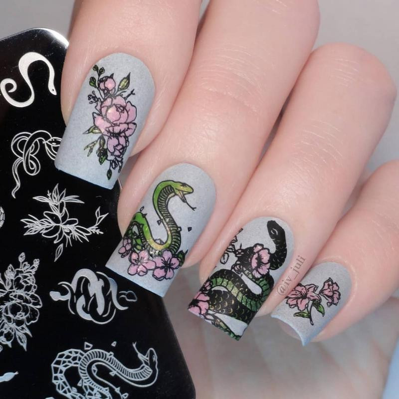 ΗΜΕΡΟΛΟΓΙΟ NICOLE Snake Leopard Πλάκες Σφράγισης Νυχιών Γεωμετρικές Γραμμές Φύλλα Λουλούδια Σχεδιασμός Εικόνα Πλάκες εκτύπωσης Στένσιλ Εργαλεία σφραγίδας