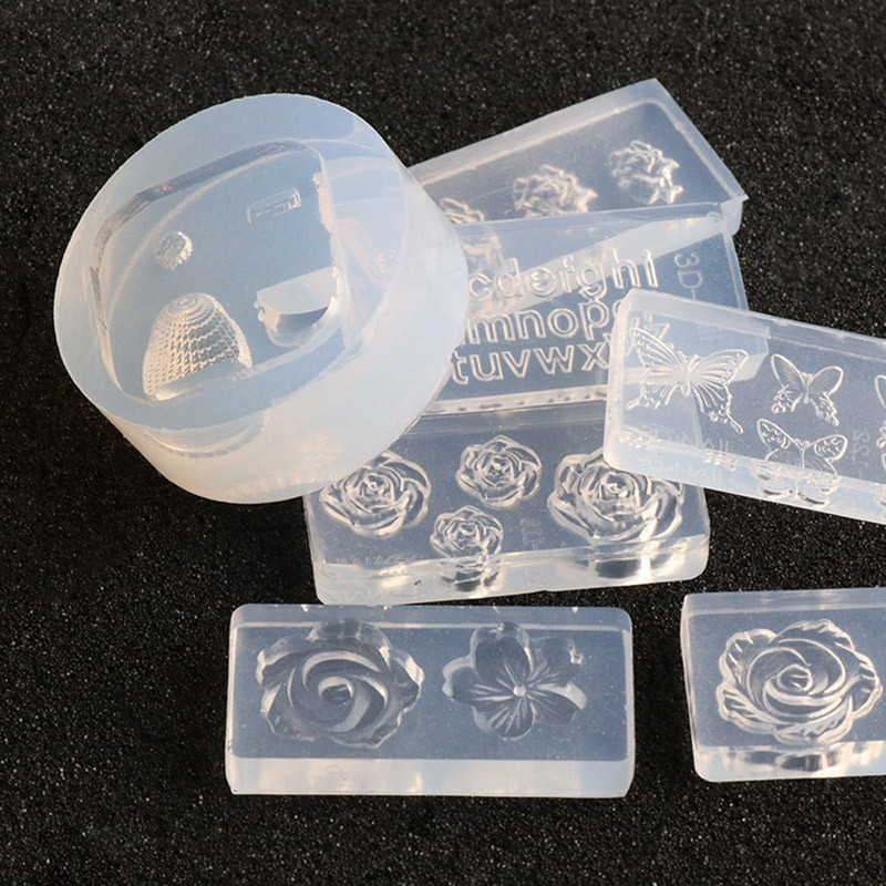 1 db 3D szilikon körömfaragó forma virágok levél pillangó forma bélyegző sablon körmös stencilek barkácsolás manikűr körömdíszítő eszközök