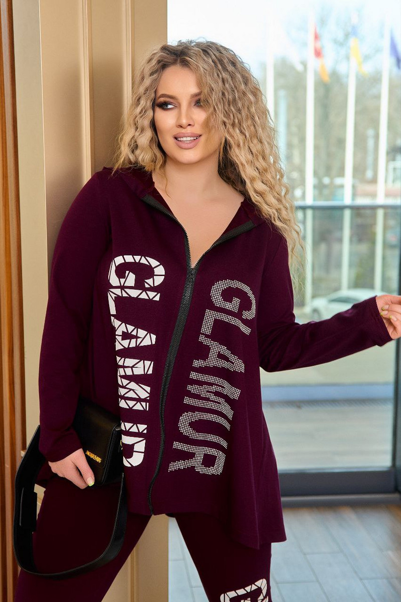 Спортен комплект с надпис