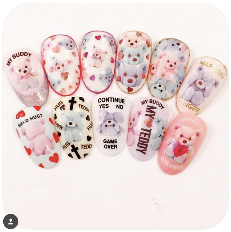 3 db/csomag Színes Kis Medve Barna Medve Jézus Szűz körömmatricák 3D körömnövelő matrica hátragasztóval barkácsoláshoz