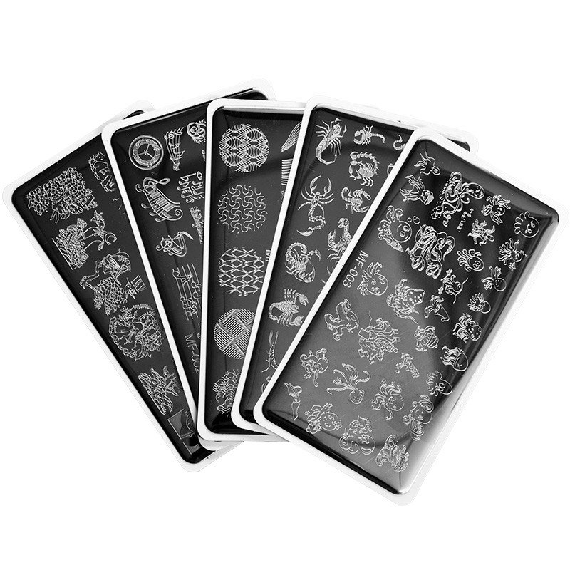 MF01-05 1 DB körömbélyegző lemezek Rajzfilm csíkos vonalú körömlemez stencil rozsdamentes acél tervezés 3D köröm sablonok nagykereskedés