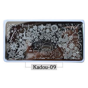 2021-es körömbélyegző lemezek KADOU(1-22) Téli karácsonyi rajzfilm 3D körömdíszítő bélyegsablon fehér párnával karácsonyi bélyegzőajándék