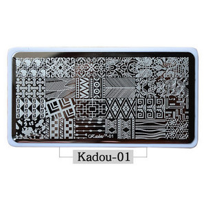 2021-es körömbélyegző lemezek KADOU(1-22) Téli karácsonyi rajzfilm 3D körömdíszítő bélyegsablon fehér párnával karácsonyi bélyegzőajándék