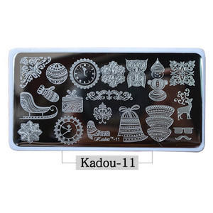 2021-es körömbélyegző lemezek KADOU(1-22) Téli karácsonyi rajzfilm 3D körömdíszítő bélyegsablon fehér párnával karácsonyi bélyegzőajándék