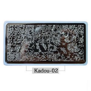 2021-es körömbélyegző lemezek KADOU(1-22) Téli karácsonyi rajzfilm 3D körömdíszítő bélyegsablon fehér párnával karácsonyi bélyegzőajándék