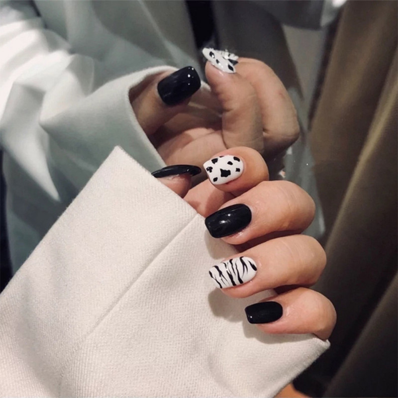 2022 újévi tigris bőrbélyegző barkács sablon manikűr Cheetah Snake Spot Stencil Stripe Coffee Art Print Köröm bélyegző eszköz XYZ32